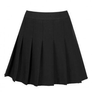 Club Monaco Black High Waist Pleated Skirt